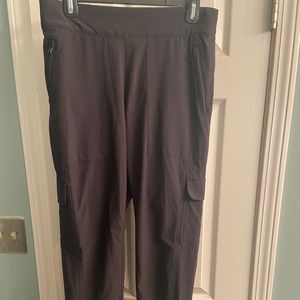 Athleta lightweight utility cargo pant